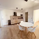 Tellure With Breakfast